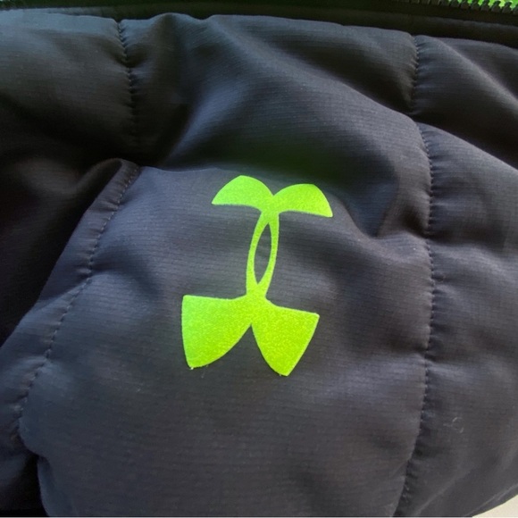 Used once like new! Under Armour puffy hoody jacket - Picture 6 of 11